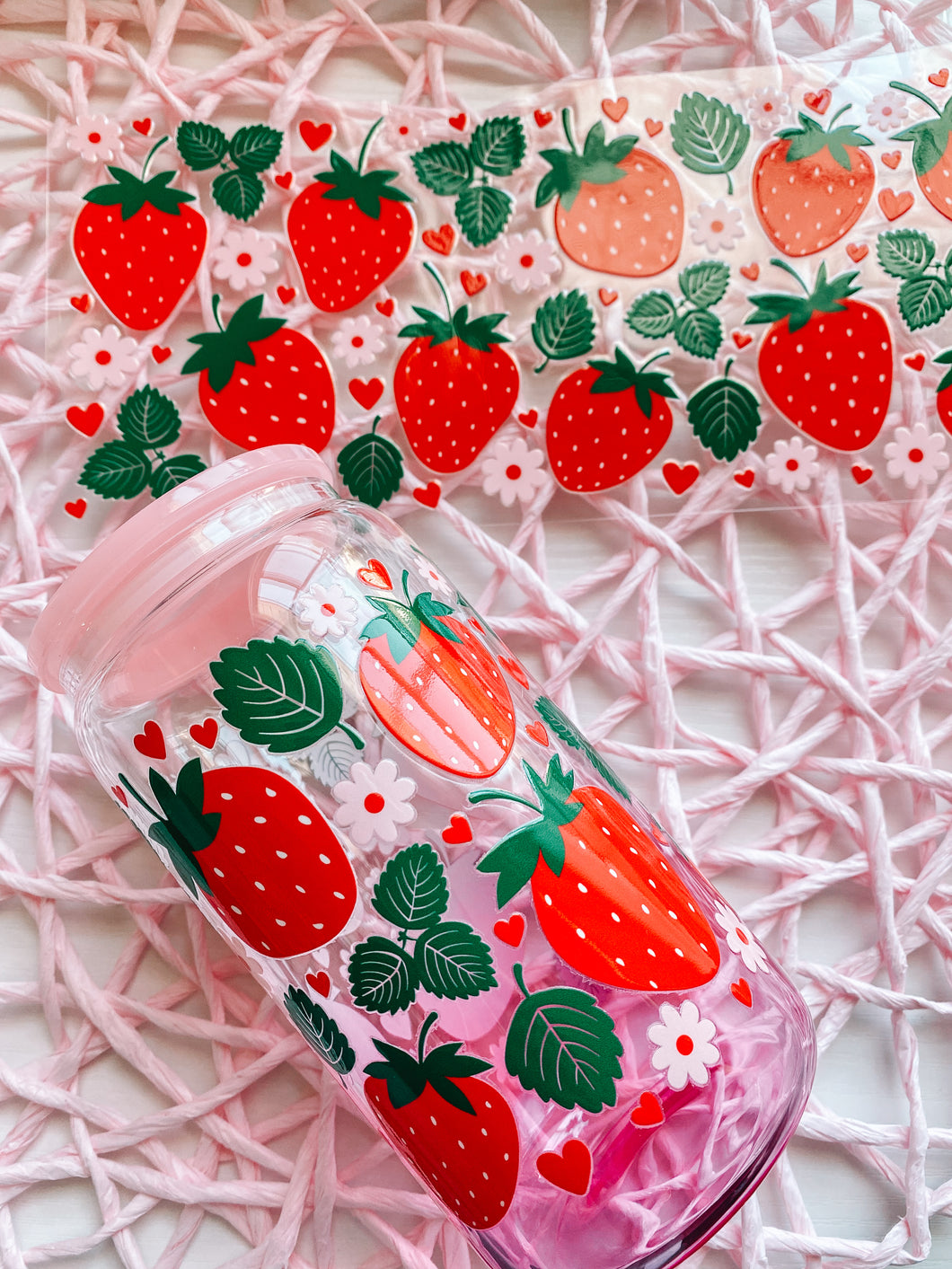 Summer Strawberries 16oz Glass Can Cup Wrap